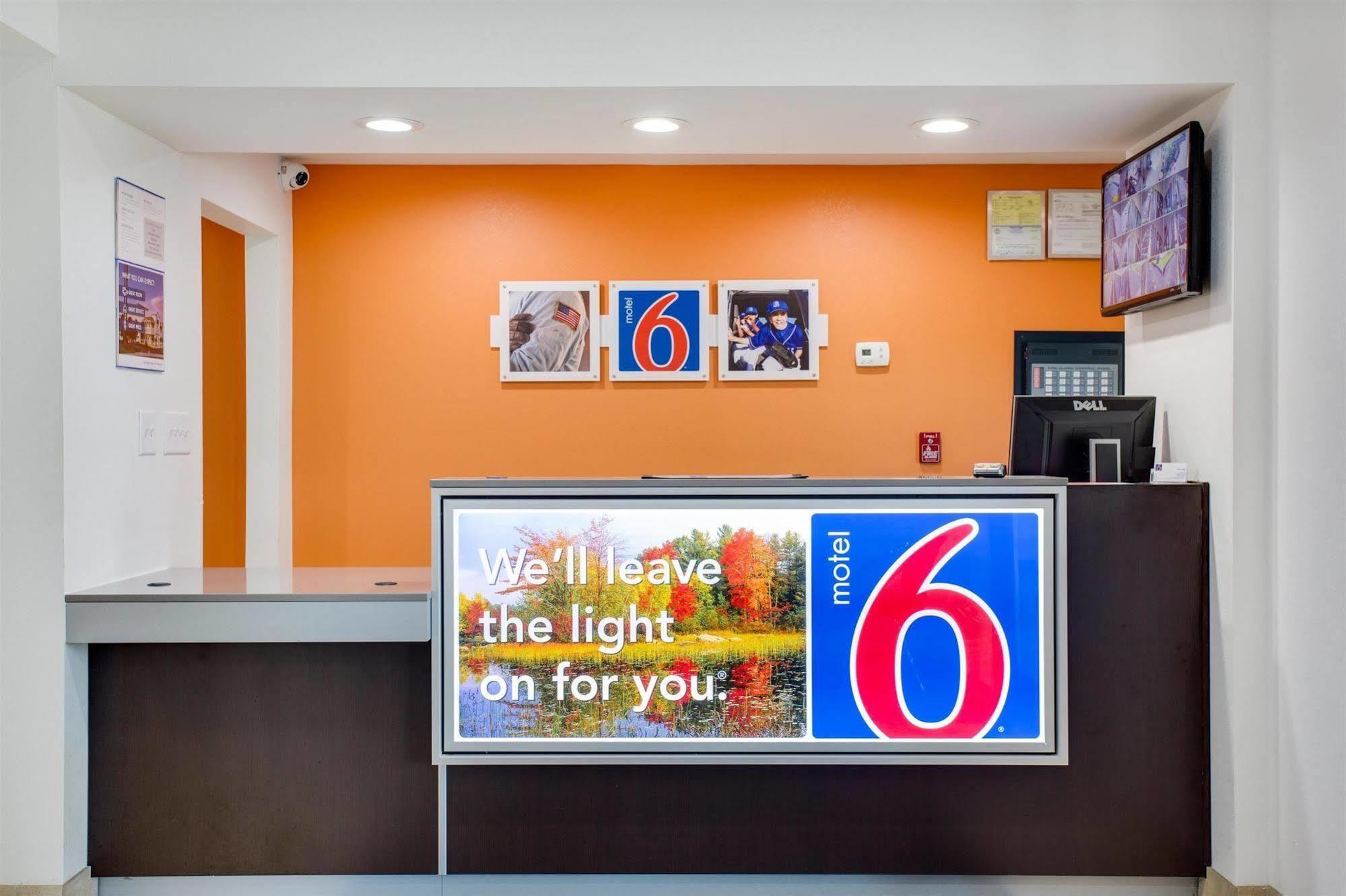 Motel 6-White House, Tn Dış mekan fotoğraf